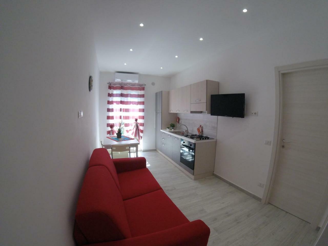 Oudeis Holidays Apartments Tropea Esterno foto