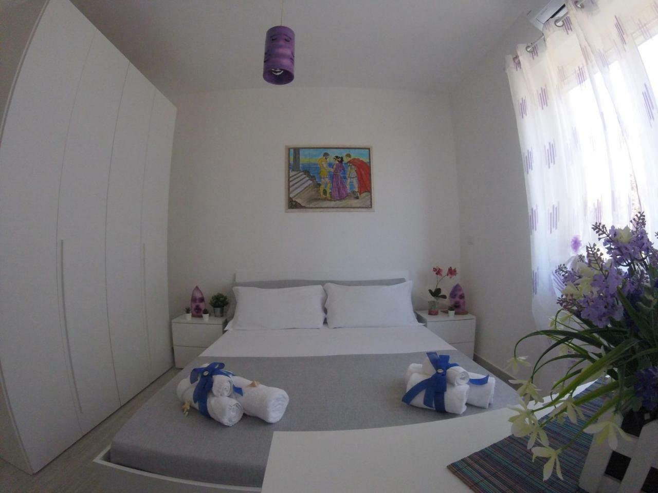 Oudeis Holidays Apartments Tropea Esterno foto