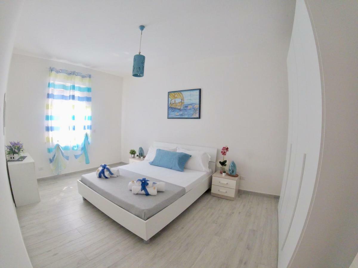 Oudeis Holidays Apartments Tropea Esterno foto